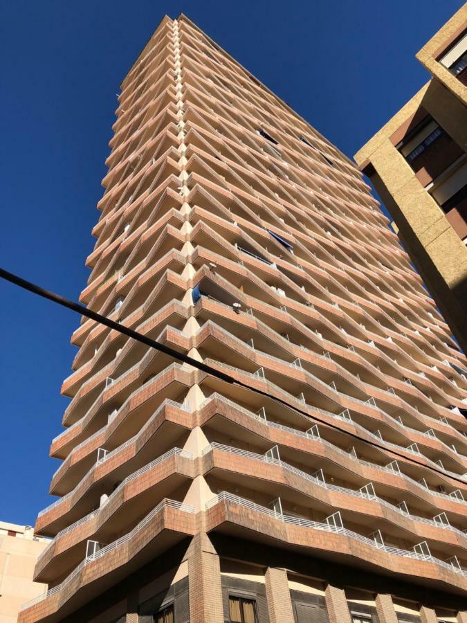 Apartamento & Sea View Alicante Bagian luar foto