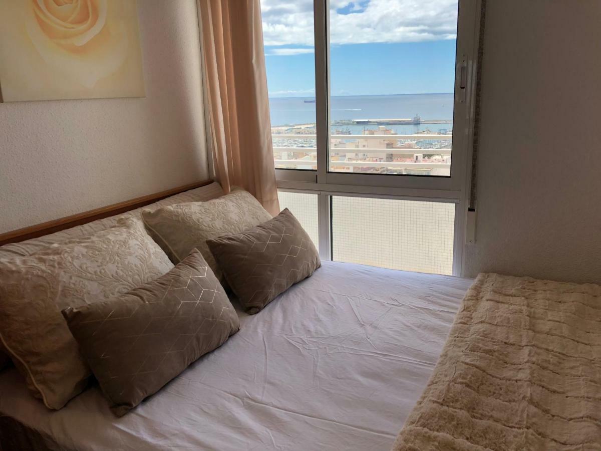 Apartamento & Sea View Alicante Bagian luar foto