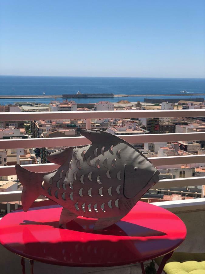 Apartamento & Sea View Alicante Bagian luar foto