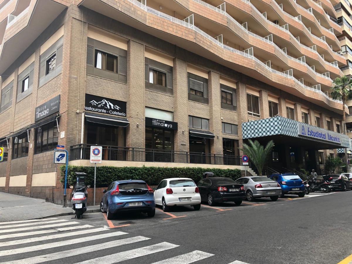 Apartamento & Sea View Alicante Bagian luar foto